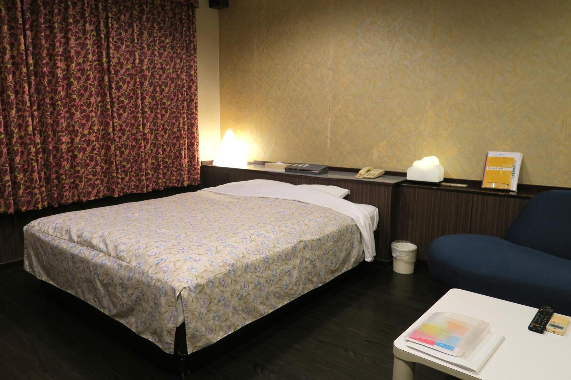 Hotel Carnival Metabaru Екстер'єр фото