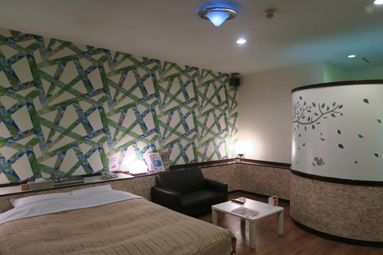 Hotel Carnival Metabaru Екстер'єр фото